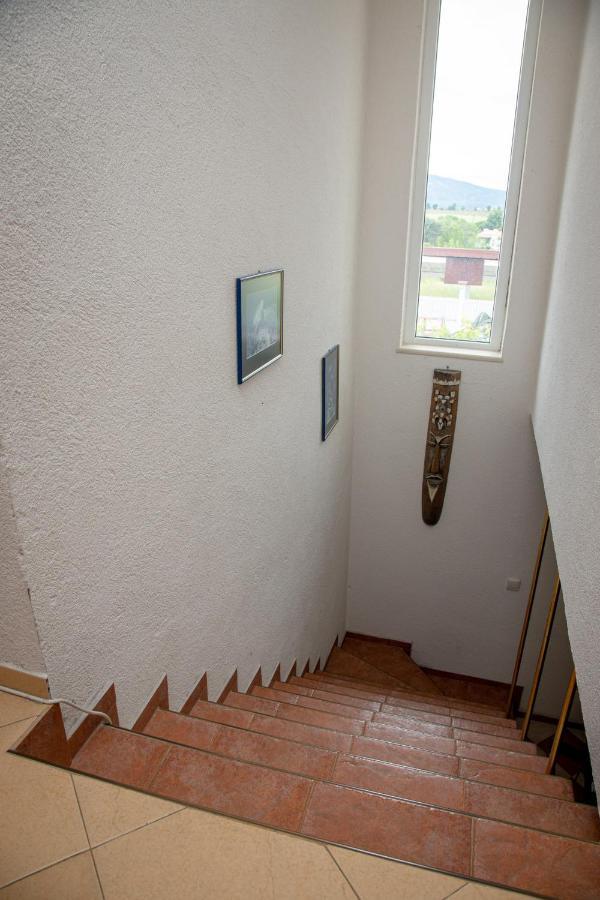 Villa Beni - 4 Bedroom Private House By Flаt Manаger Lozenets Eksteriør billede